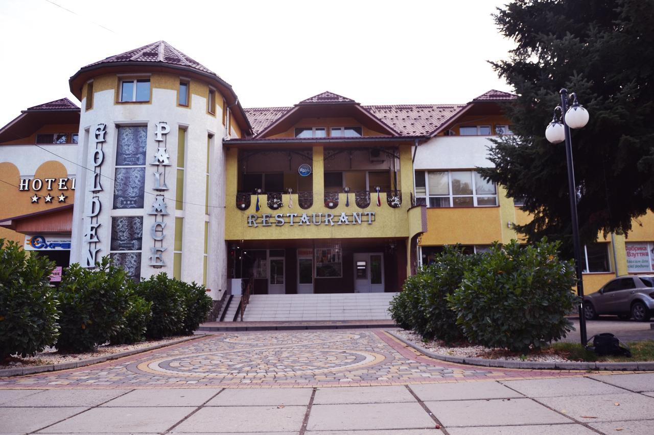 Golden Palace Dubove Exterior photo